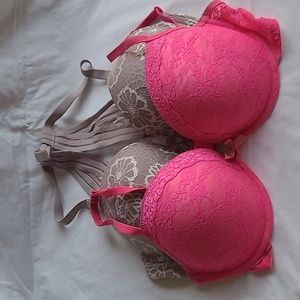 34DD bras 2 pack. One pink one beige la senza brand